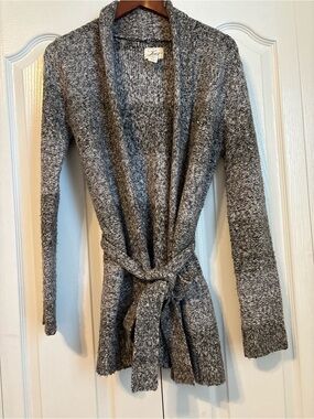 Levi’s Heathered Gray Belted Open-Front Cardigan Sweater